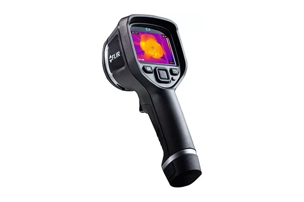 Тепловизор Flir для диагностики отопления